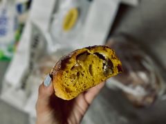 贝贝南瓜板栗洛代夫-PAOPAO Bakery&Café(港汇店)