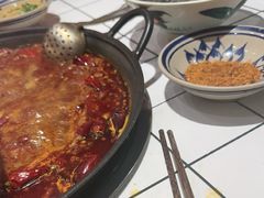 -旧街市鲜货老火锅(大光路店)