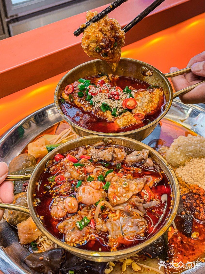 不会还有人不知道这家麻辣烫吧⁉️便宜又好吃的🔥牛肉巨香