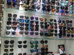 -华彬眼镜专业渐进配镜(潘家园店)