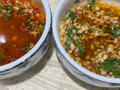 -九寨特色牦牛肉汤锅 羊肉汤锅