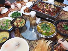 -万重锦·人文川菜馆(骡马市店)