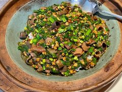 -吕氏焗小鲜•海鲜青岛菜(总店)