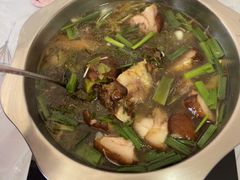 酸菜蹄膀火锅-扎佐老牌蹄膀·猪脚