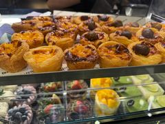 -W COLLECTIVE  DESSERT SHOP