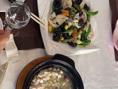 -胡记饭店(保工街店)