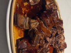 -八府香鸭·啫啫煲(华山路店)