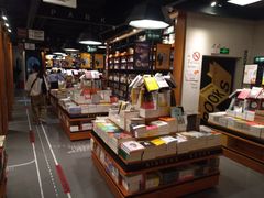 -西西弗书店&矢量咖啡(凯德晶萃广场店)