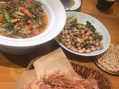 -老滇山寨•云南特色菜•地方菜•民族风情歌舞表演(金碧店)