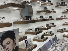 -翰佐蔡司小乐圆·依视路星趣控·暴龙眼镜折扣店