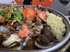 -老东镇啤酒屋海鲜加工·蒸汽海鲜·海鲜烧烤(台东店)