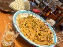 -那家老院子东北菜·饺子·小鸡炖蘑菇(艳华街店)