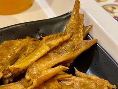 -何记花甲(海岸城旗舰店)