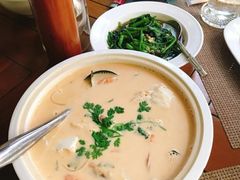-Sala Thai Restaurant