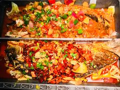 双子味烤鱼-鸣记脆皮烤鱼·海鲜烤鱼(三八广场店)