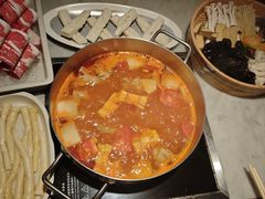 -尚尚仙·酸汤猪手·猪肚鸡火锅(华联万柳购物中心店)