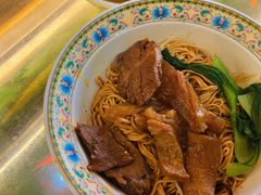 -金杨拉面王小吃面馆·牛三宝面·红烧牛肉粉