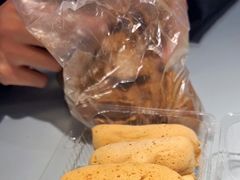 -张鸭子重庆特产卤味小吃(未来国际店)