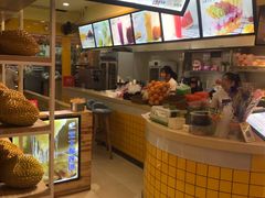 -澳门街美食城(世界城光谷步行街店)