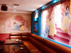 -唯爱KTV聚会餐厅(仙林东城汇店)