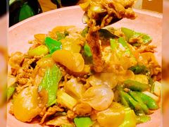 -云海肴·汽锅鸡·云南代表菜(天山百盛优客店)