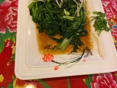 -闯关东东北农家菜(崂山石老人店)