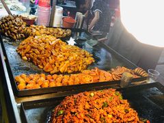 -正宁路小吃夜市