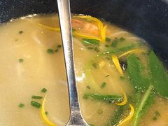 -云海肴·汽锅鸡·云南菜(天山百盛优客店)