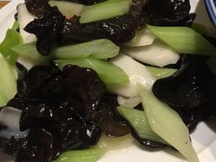 -峨嵋小镇·川菜(勒泰中心店)