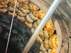 烤包子-努拉洪鸡蛋面馆