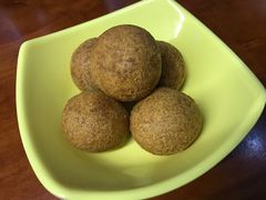 -BHC炸鸡(明洞总店)