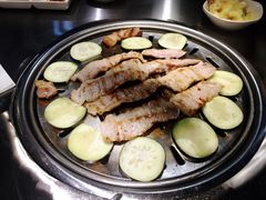 -韩聚屋韩国烤肉餐厅(新北万达店)