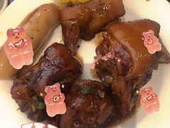 红烧猪蹄-晶丽香榭自助餐(南京大饭店)