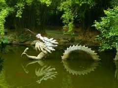 -汇龙潭