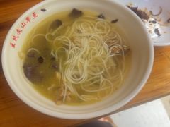 -文山荷鲜居(翠湖店)