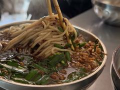 -正宗杨记普洱酸醋米线(总店)