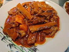黄焖牛肉-天津乾毓德饭庄·清真传统炒菜·海鲜烧烤(咸阳路店)
