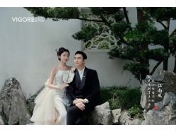 -雪中彩影婚纱摄影·微光艺术中心