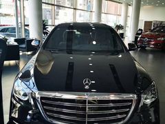 -上海星瀚奔驰4S店(红柳路店)