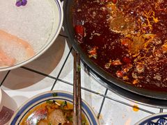 -旧街市鲜货老火锅(大光路店)