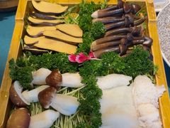 -慢丽江·云南野生菌土鸡锅(付家庄店)