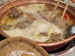 -阿婆情腊排骨火锅(金虹路店)