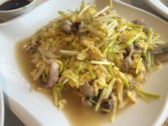 -赶海部落海鲜城(海阳路店)