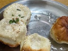 -黄阿姨锅贴大王(万航渡路店)