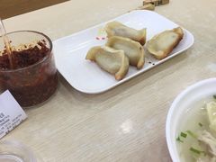 -珊珊小笼馆(仙霞路店)