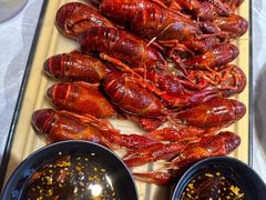 -肥肥虾庄·金牌油焖大虾(首义路店)
