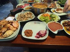-九寸花汀海鲜烤肉自助(中东迪克店)
