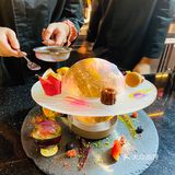 未来感十足的西餐厅🍴？！还是酒吧？！