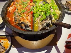 -鸣记脆皮烤鱼·海鲜烤鱼(三八广场店)