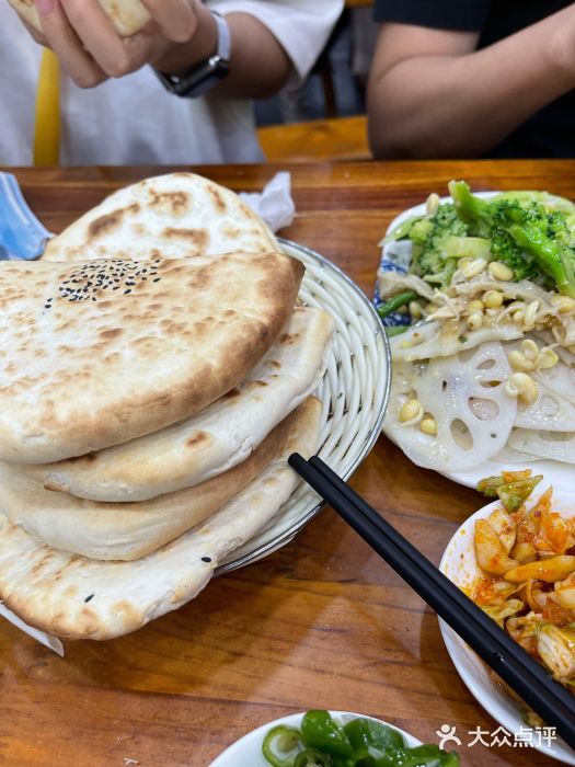 澄城水盆羊肉(澄县老哥红庙坡店)月牙饼图片